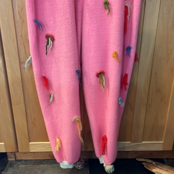 Vintage HAPPY CLOWN SUIT Costume PINK white PomPom button FLOWER COLLAR 46”chest - Picture 4 of 14